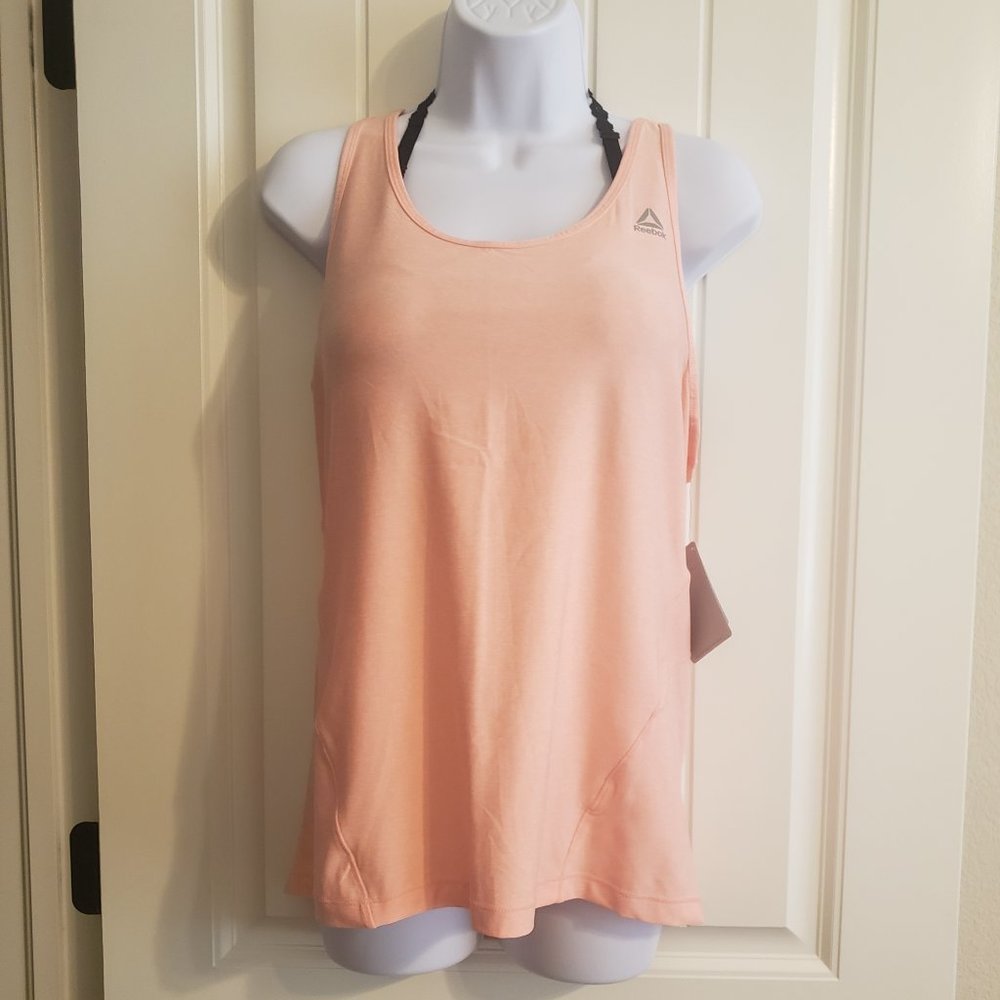 🌻HP🌻Reebok Peach Training Top NWT
